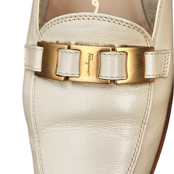 Vintage Salvatore Ferragamo Ponza Loafer 6.5 Old Money Gold Hardware Classic - Picture 10 of 16